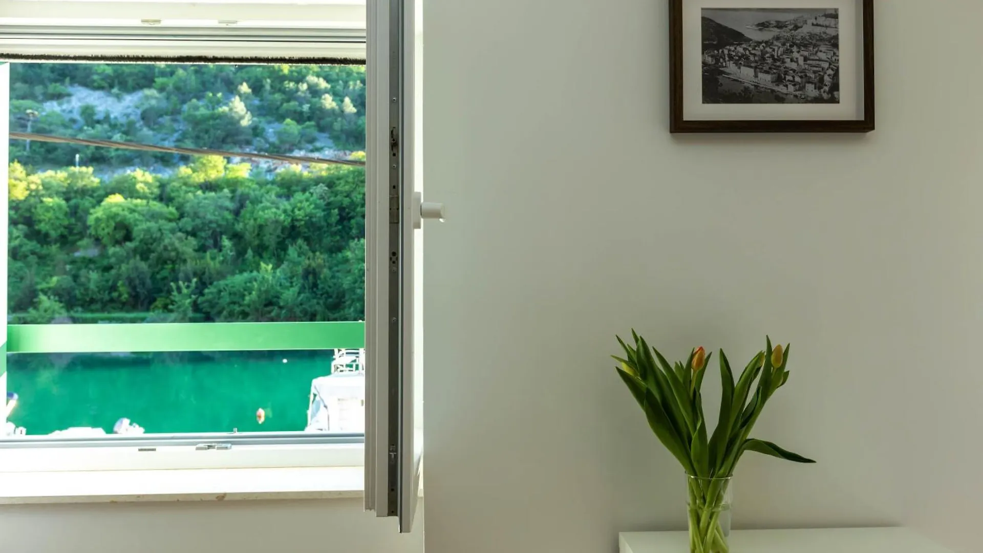 فيلا Seafront Stone House Sajbel Novigrad  فيلة Novigrad (Dalmatia)